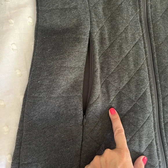 NORTH FACE Excellent North Face women grey jacket. - Picture 8 of 10